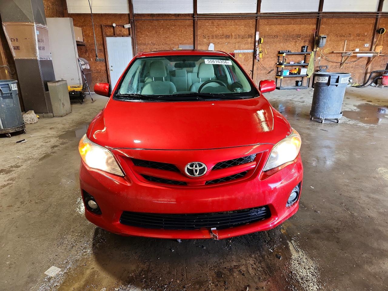 2011 TOYOTA COROLLA LE photo 13