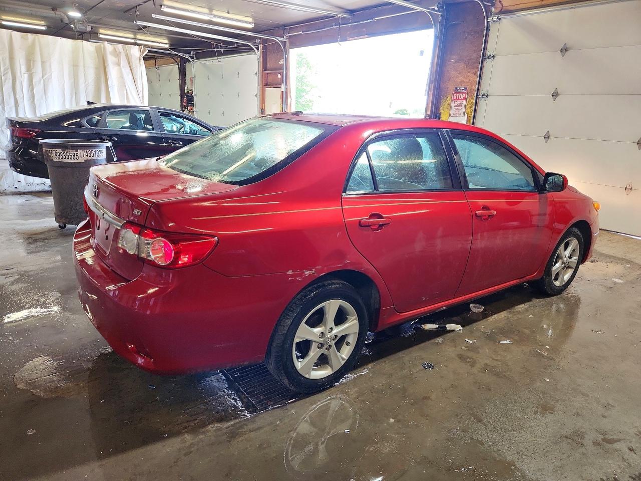 2011 TOYOTA COROLLA LE photo 7