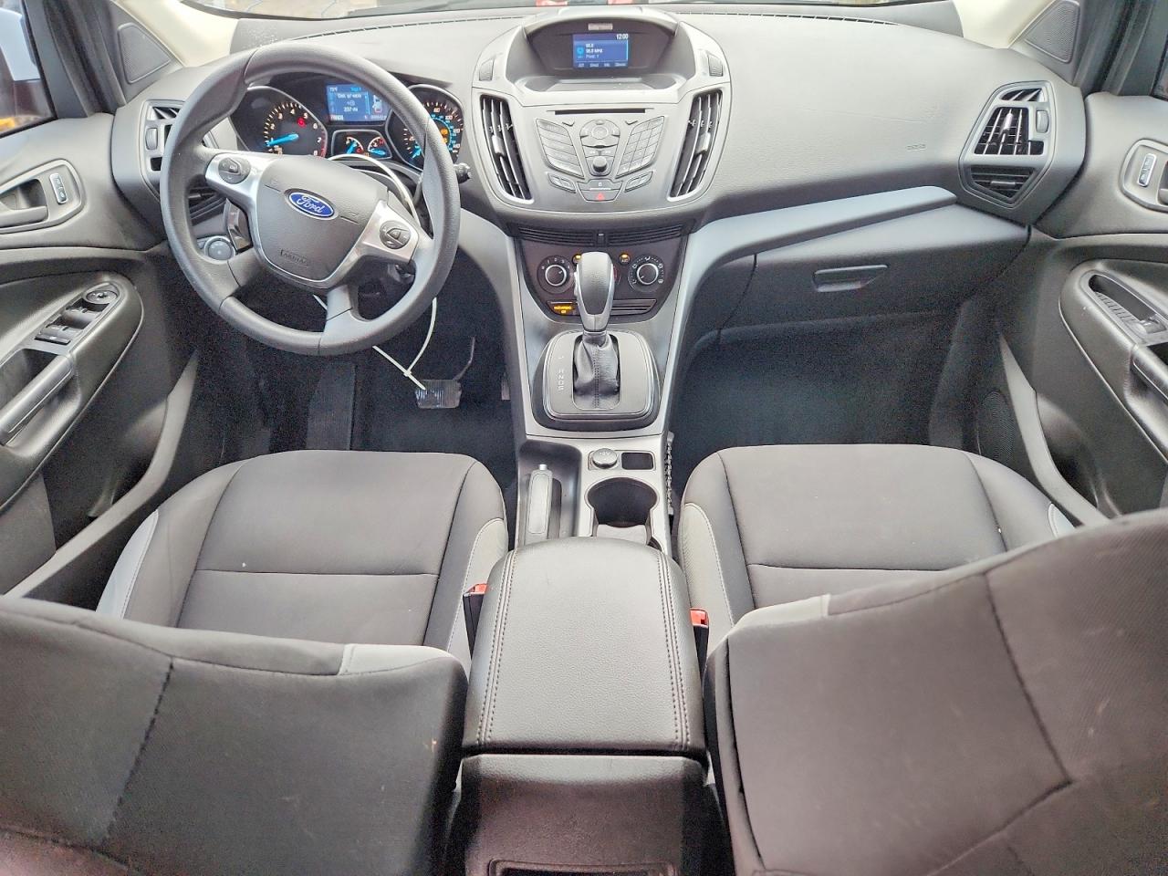 2015 FORD ESCAPE photo 22