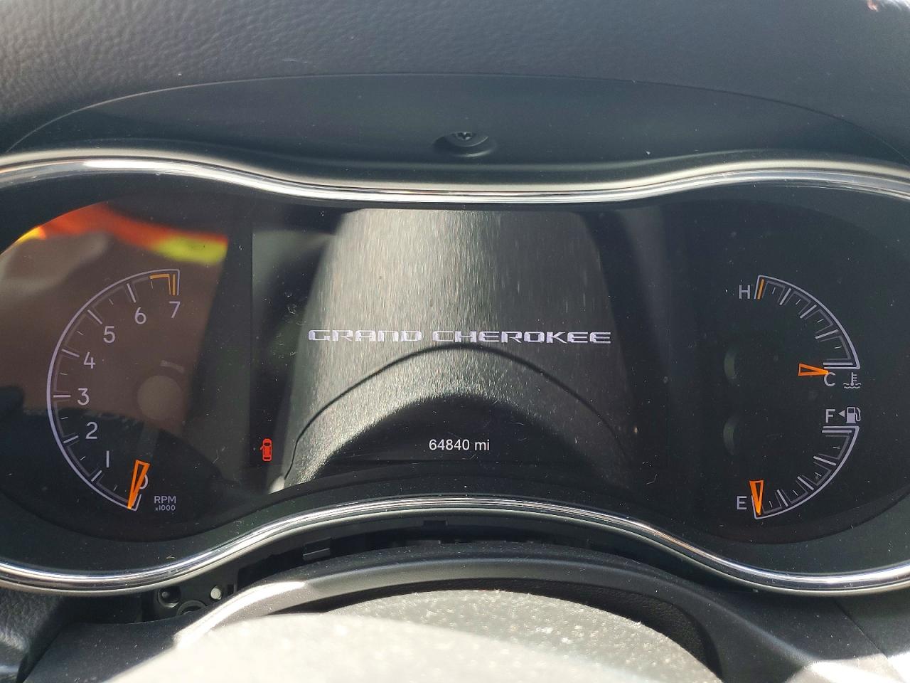 2018 JEEP GRAND CHEROKEE LAREDO photo 9