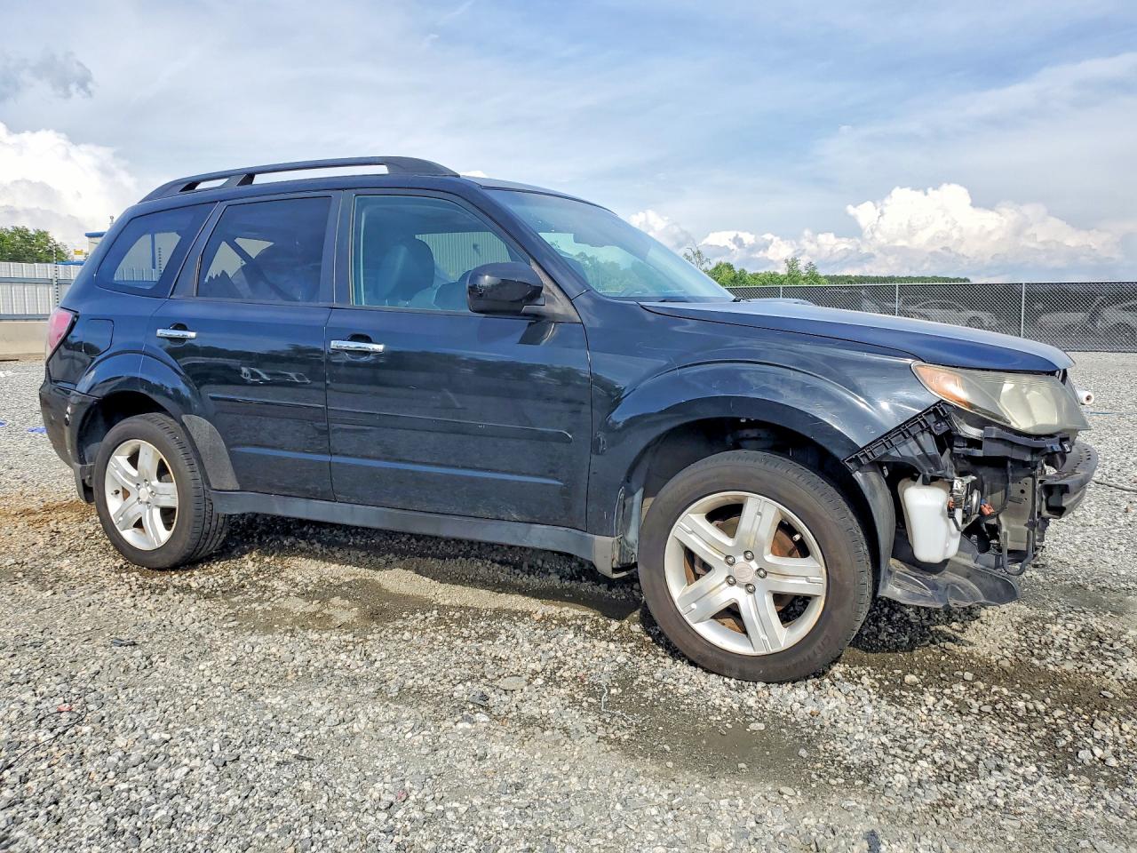 2010 SUBARU FORESTER 2.5X PREMIUM photo 10