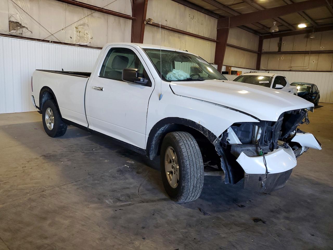 2013 RAM 1500 SLT photo 7
