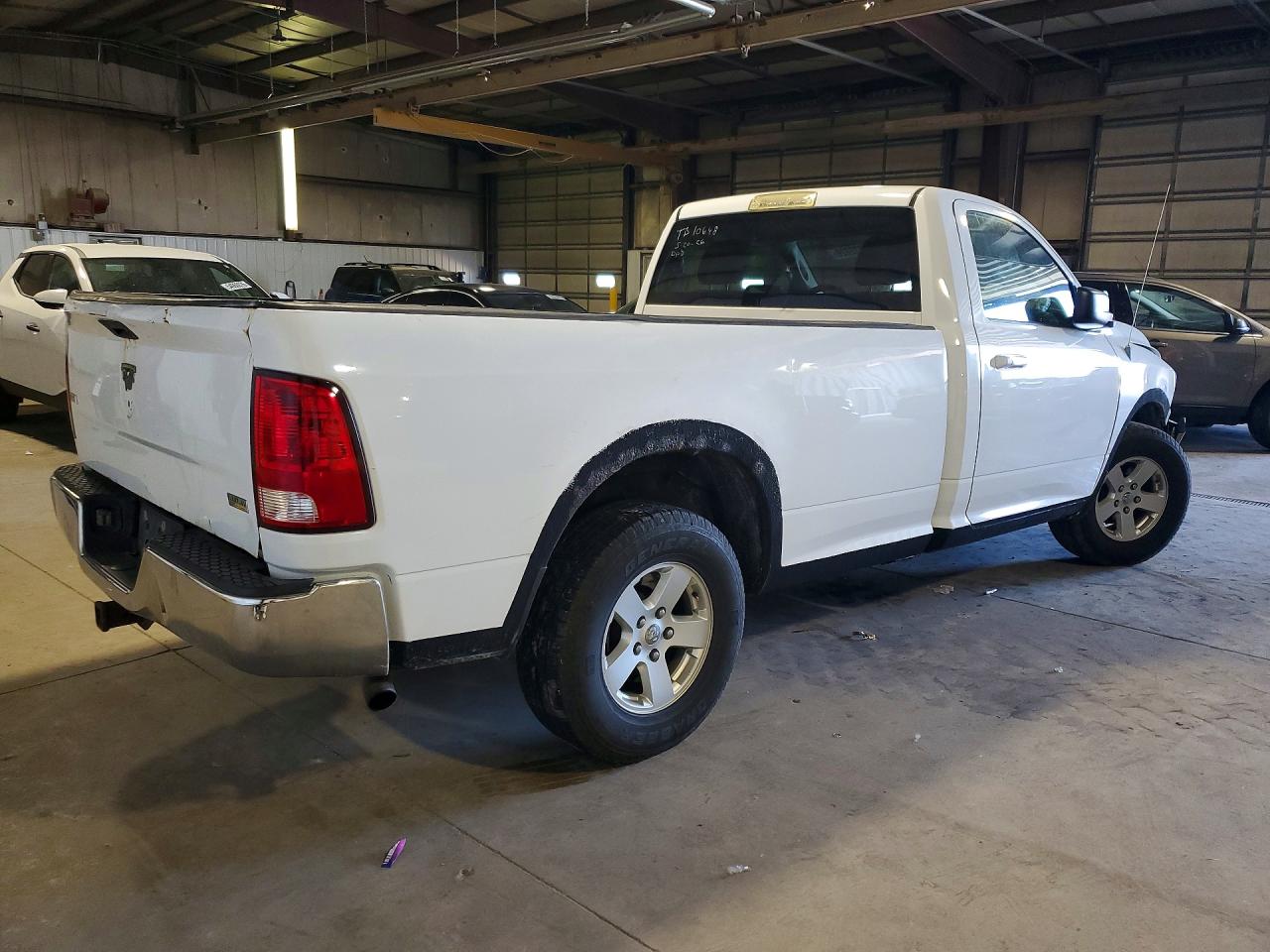 2013 RAM 1500 SLT photo 5