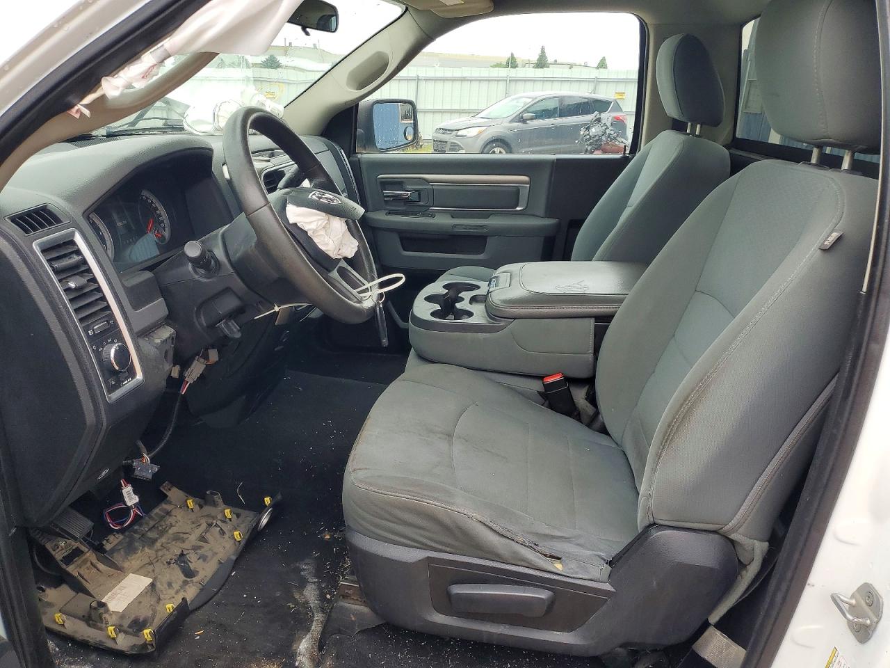 2013 RAM 1500 SLT photo 13