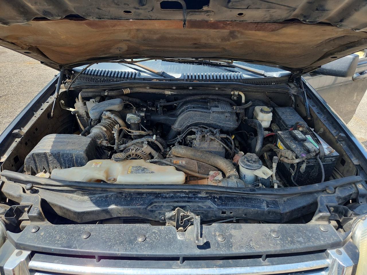 2010 FORD EXPLORER XLT photo 34