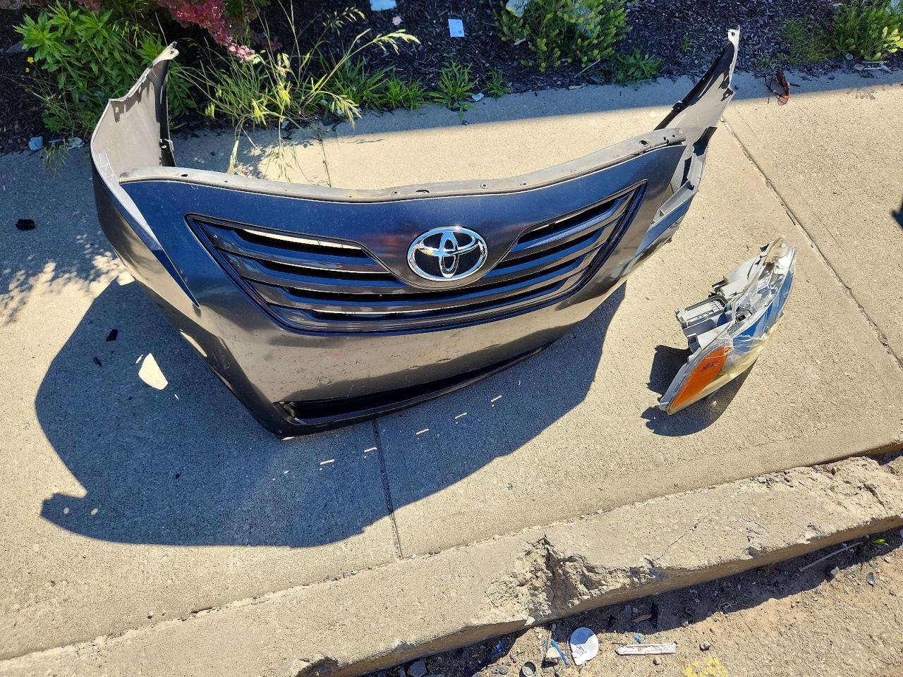 2009 TOYOTA CAMRY LE photo 23