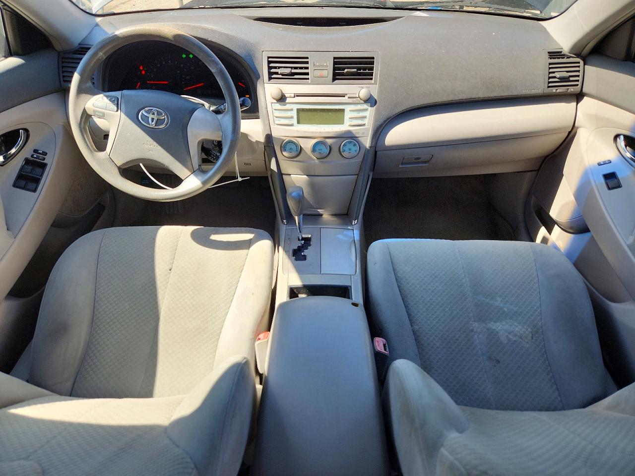 2009 TOYOTA CAMRY LE photo 15