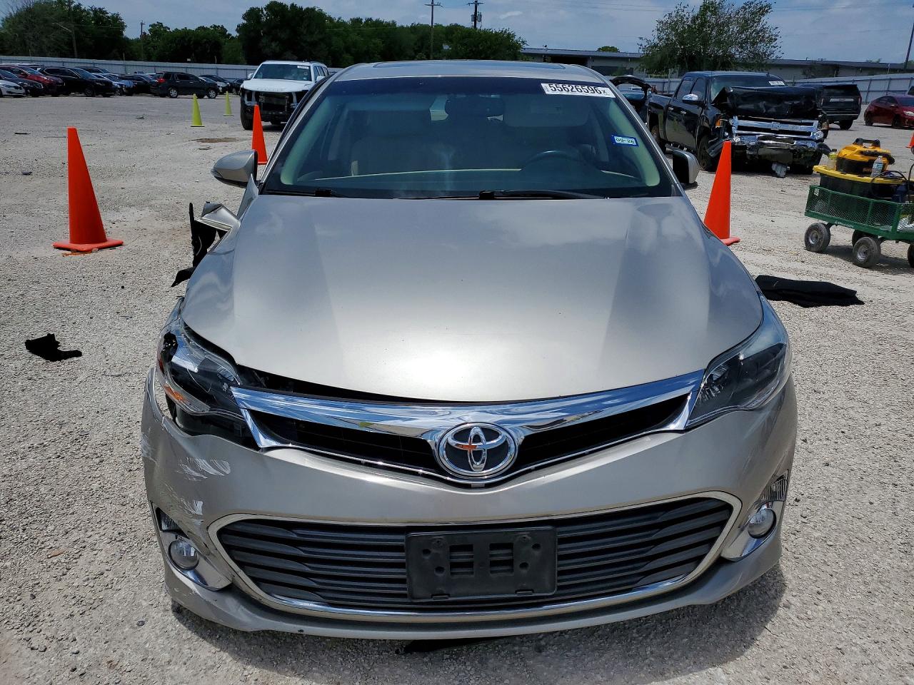 2013 TOYOTA AVALON LIMITED photo 5