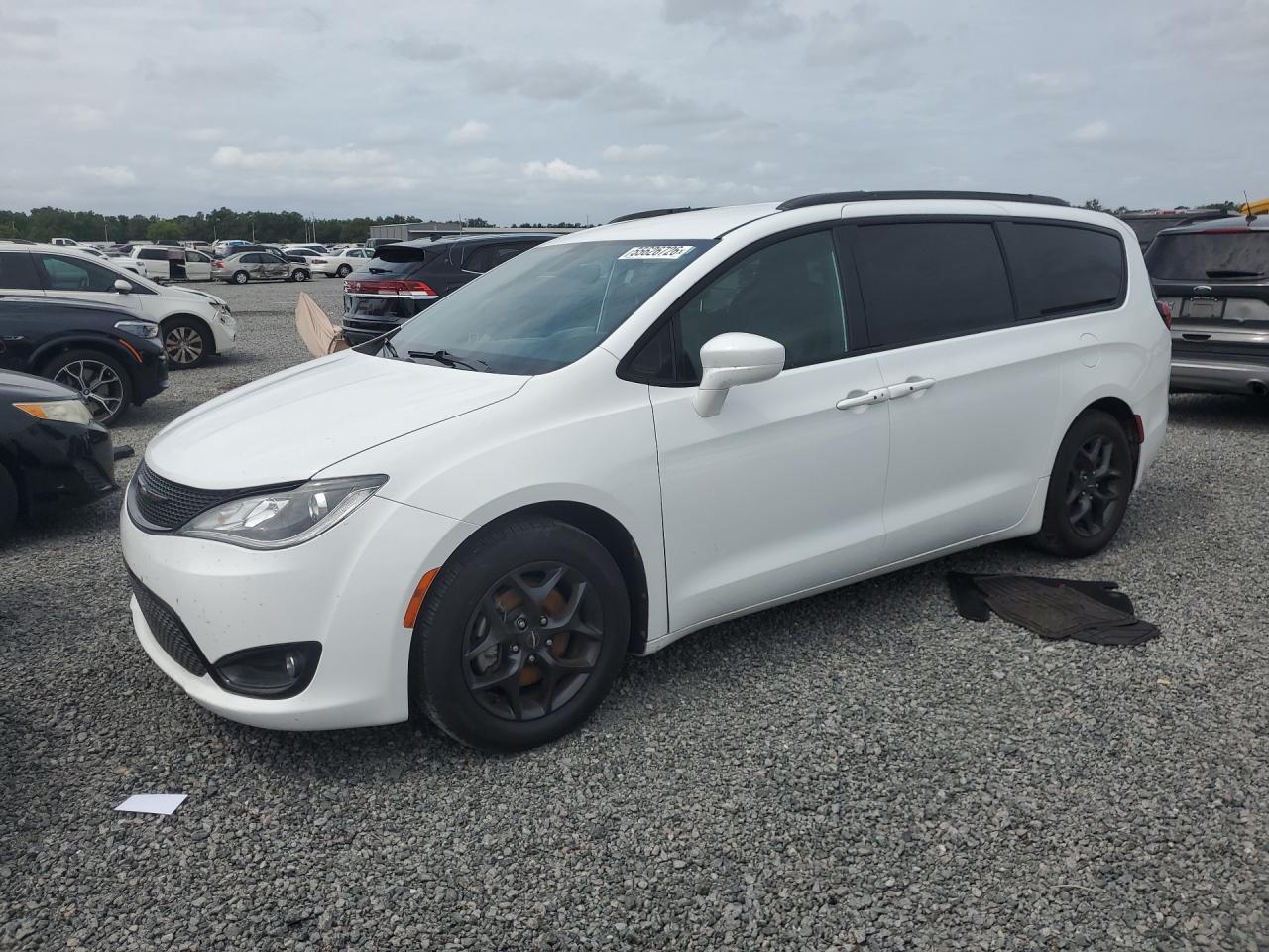 2019 CHRYSLER PACIFICA