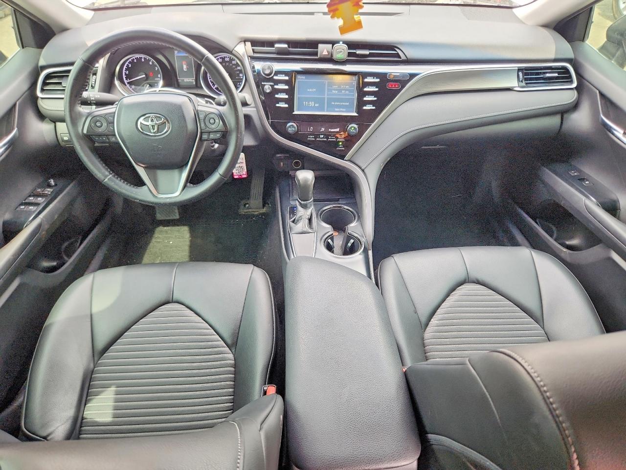 2018 TOYOTA CAMRY SE photo 15
