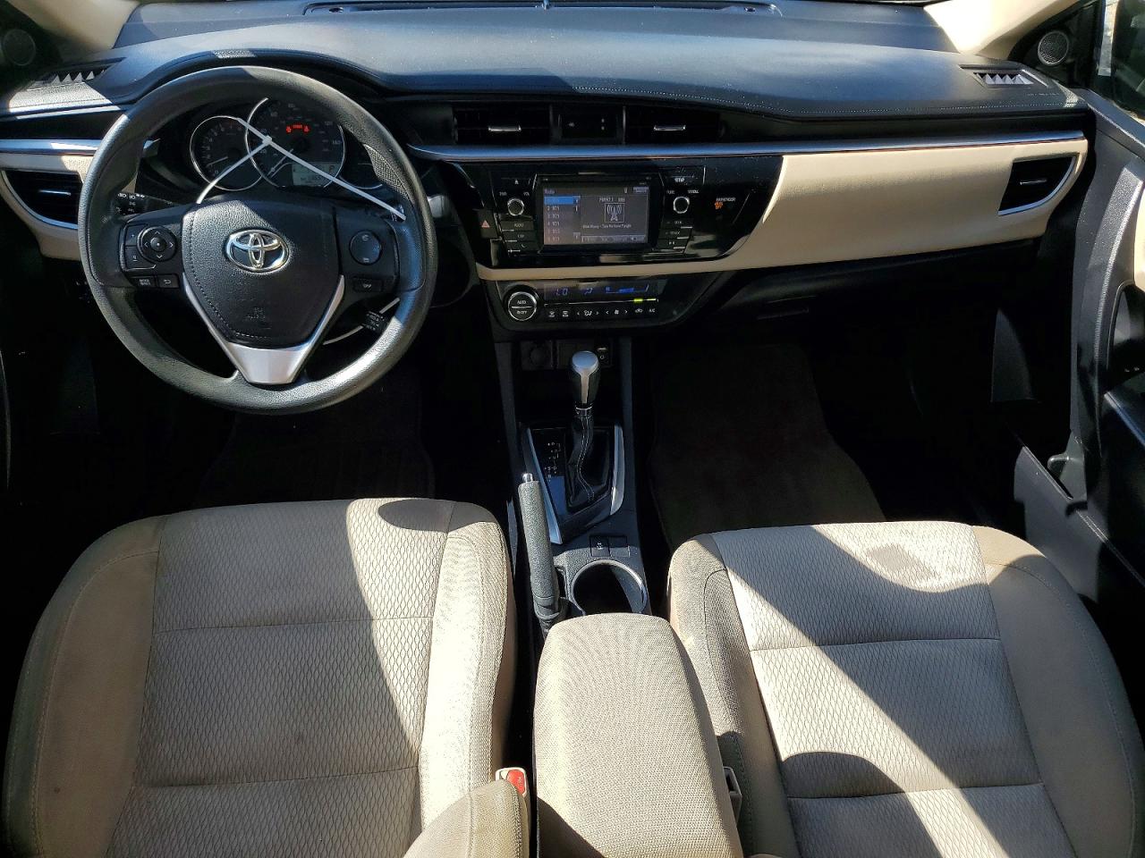 2016 TOYOTA COROLLA LE photo 15