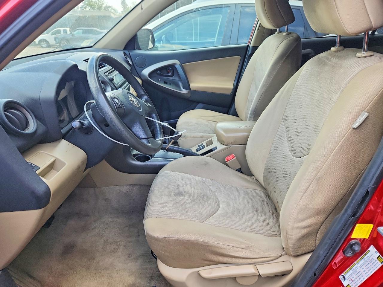 2012 TOYOTA RAV4 BASE photo 13