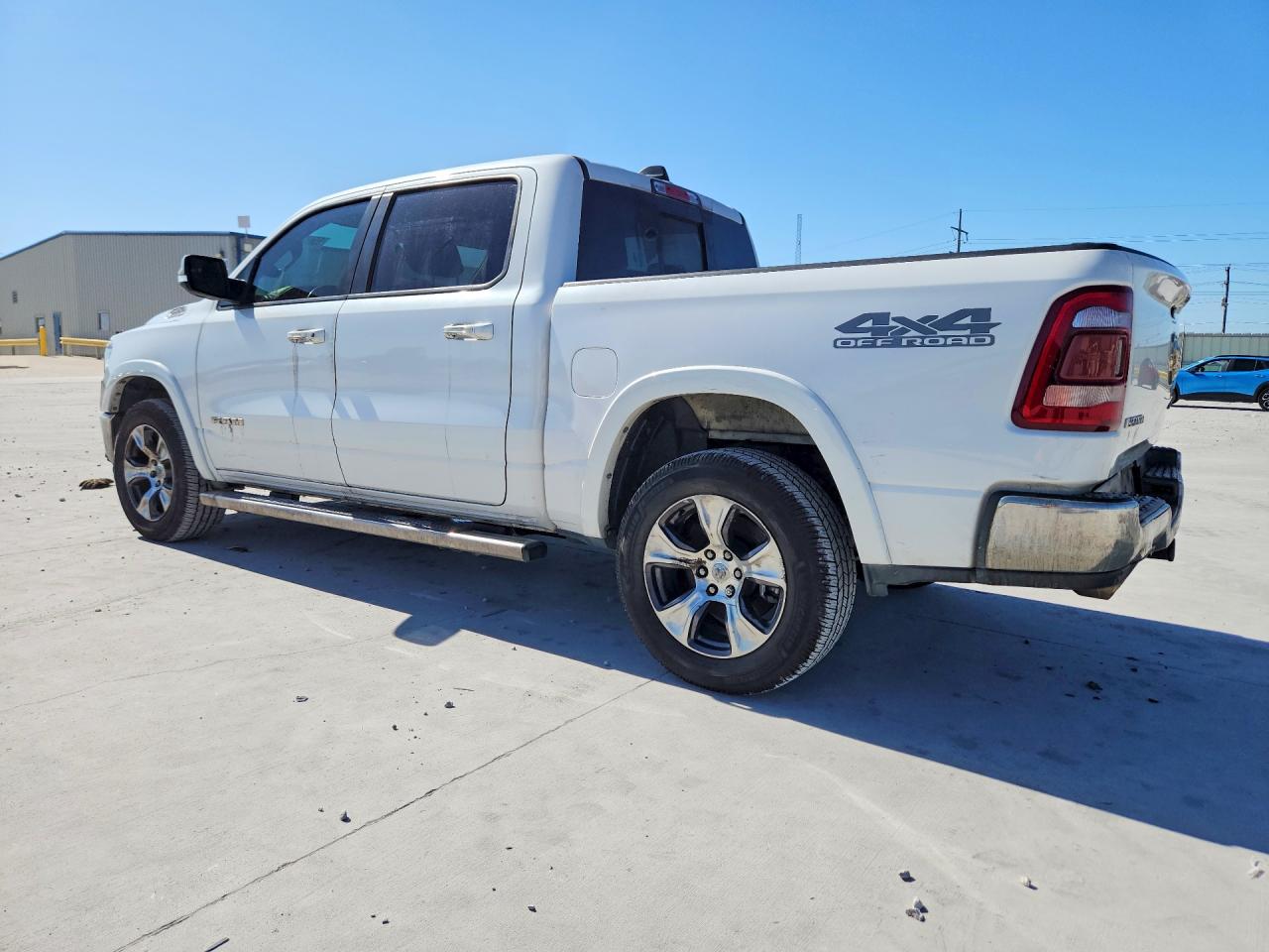 2019 RAM 1500 LARAMIE photo 4