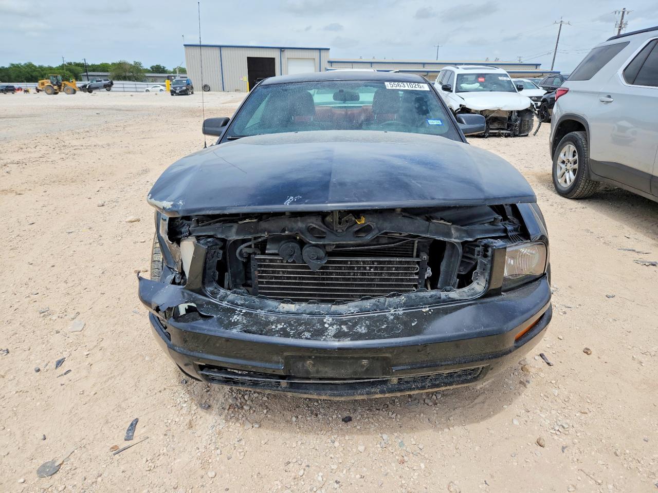 2005 FORD MUSTANG photo 9