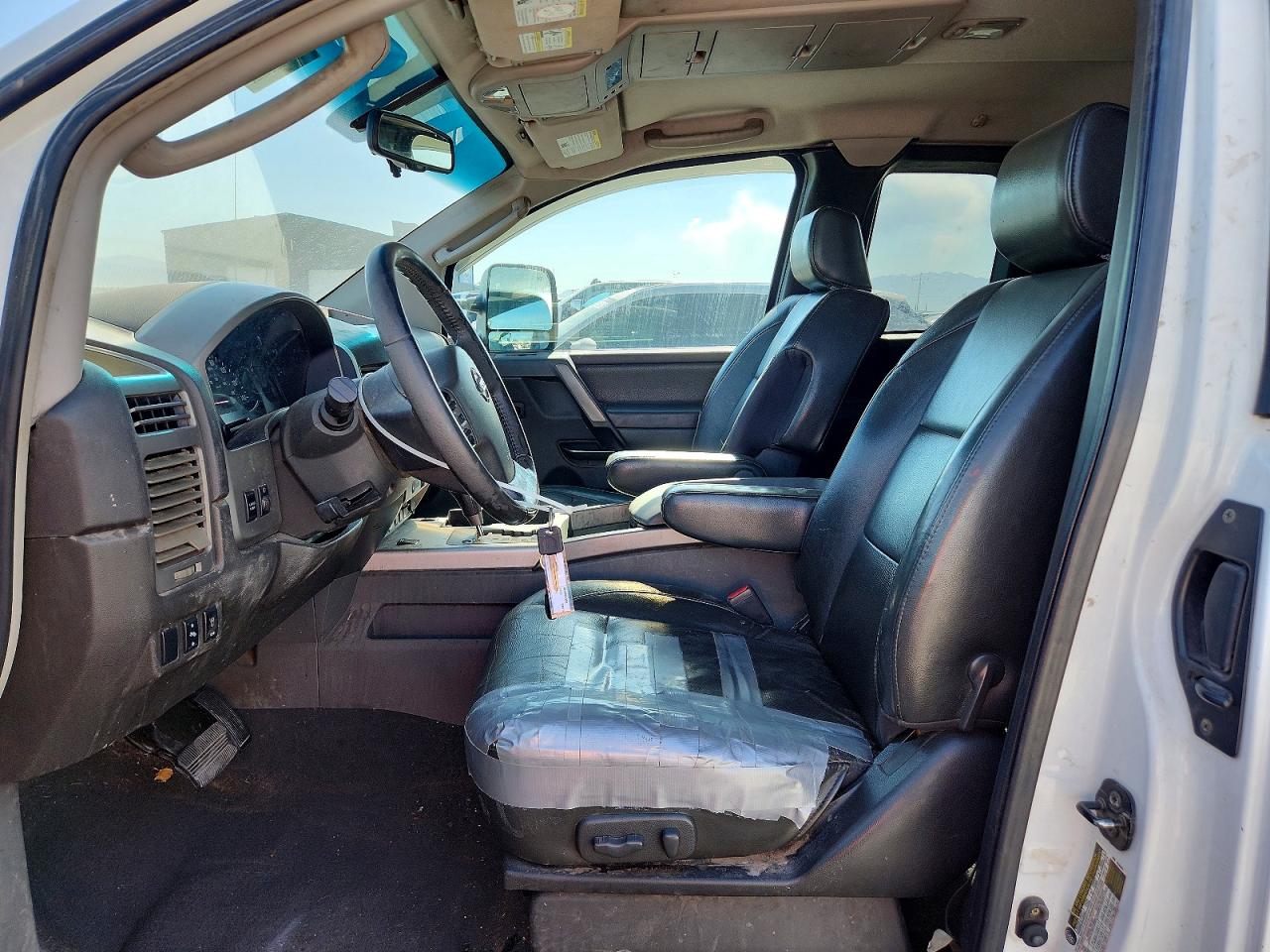 2006 NISSAN TITAN XE photo 13