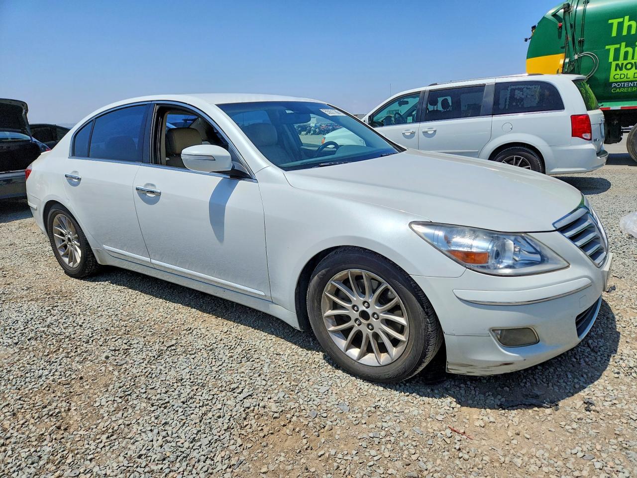 2011 HYUNDAI GENESIS 3.8L photo 10
