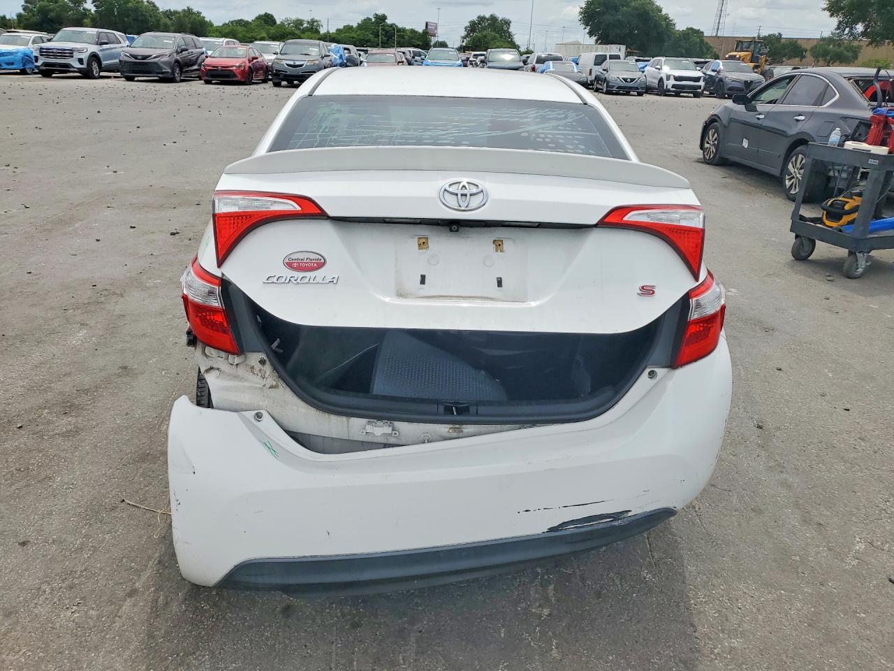 2016 TOYOTA COROLLA S PLUS photo 11