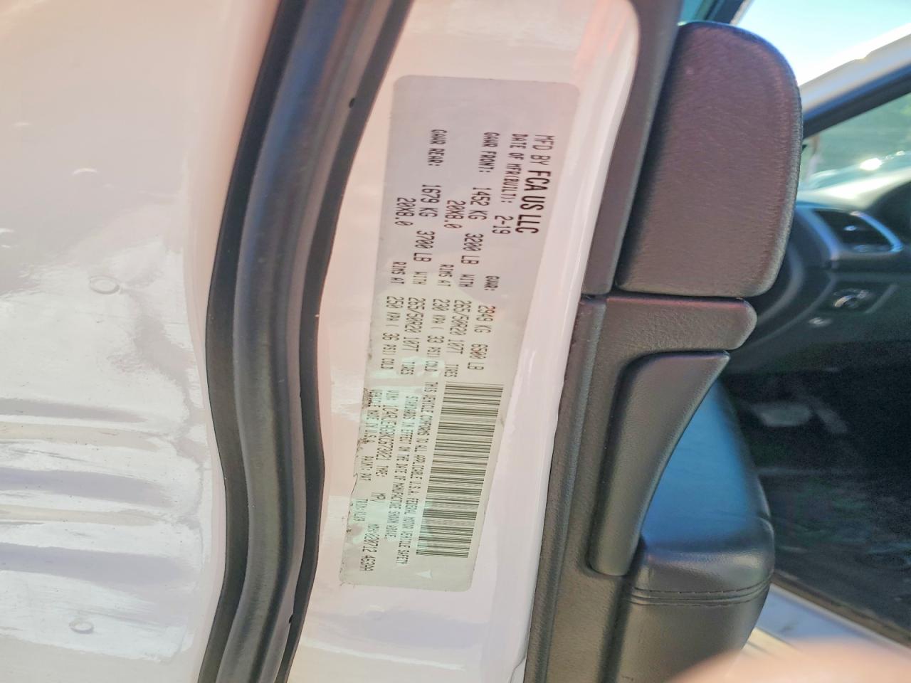 2019 JEEP GRAND CHEROKEE LAREDO photo 37