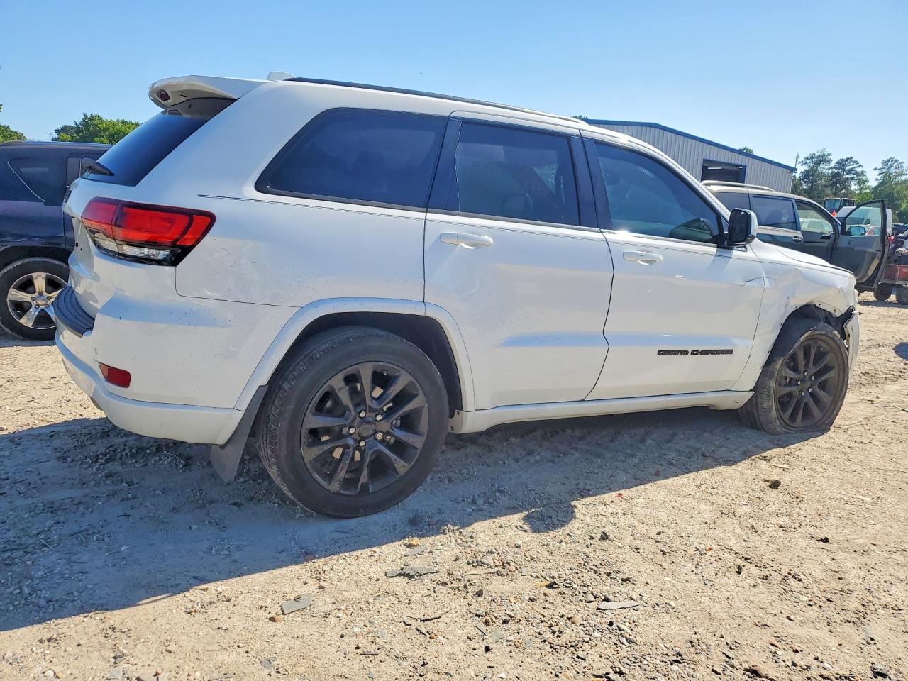 2019 JEEP GRAND CHEROKEE LAREDO photo 7