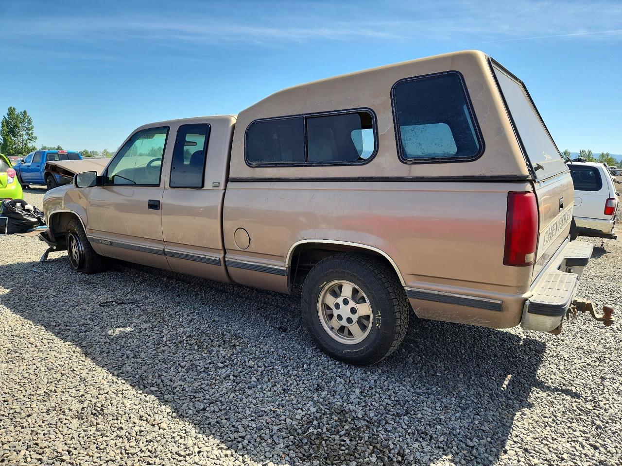 1995 CHEVROLET GMT-400 C1500 photo 3