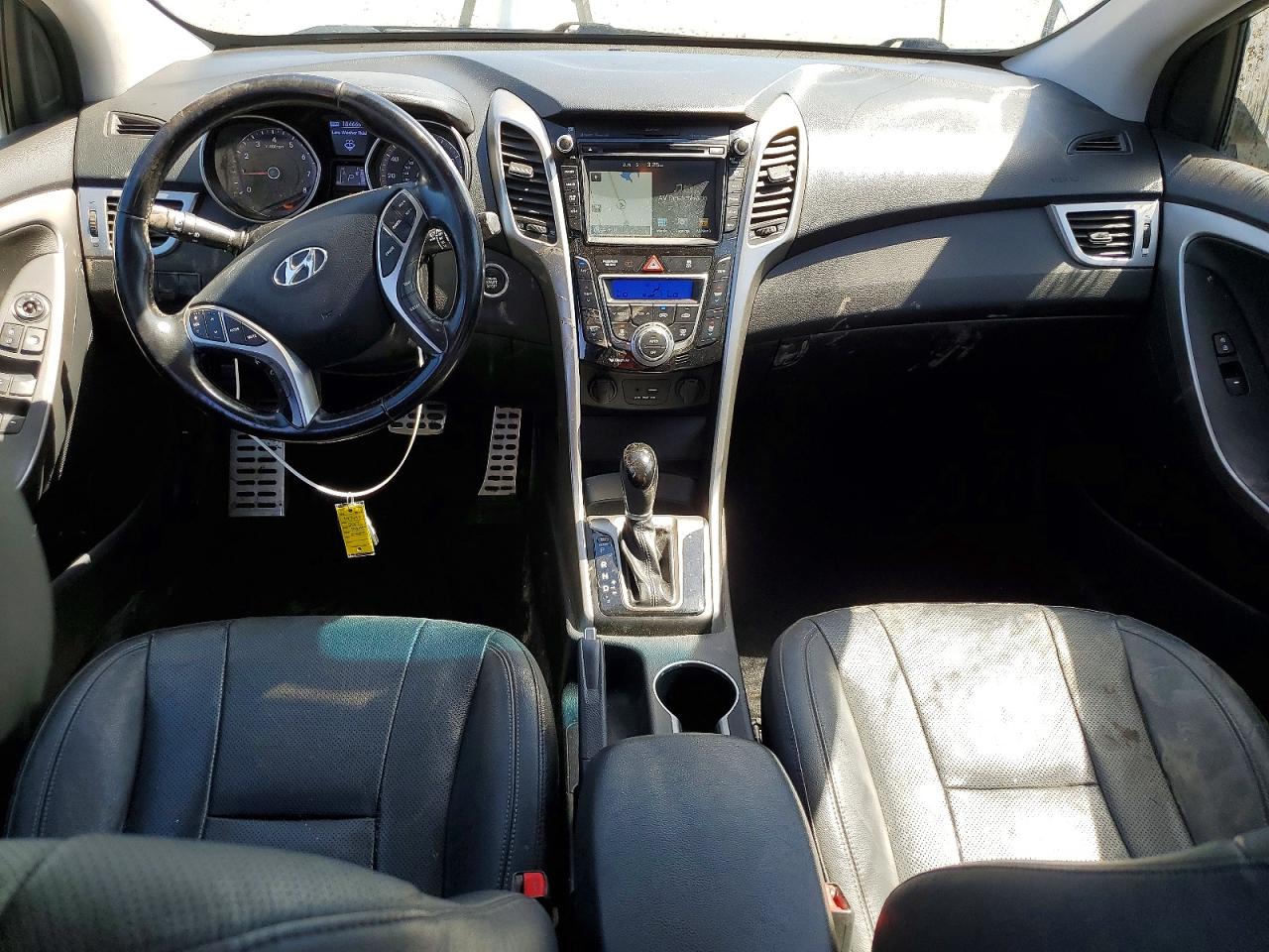2017 HYUNDAI ELANTRA GT BASE photo 15