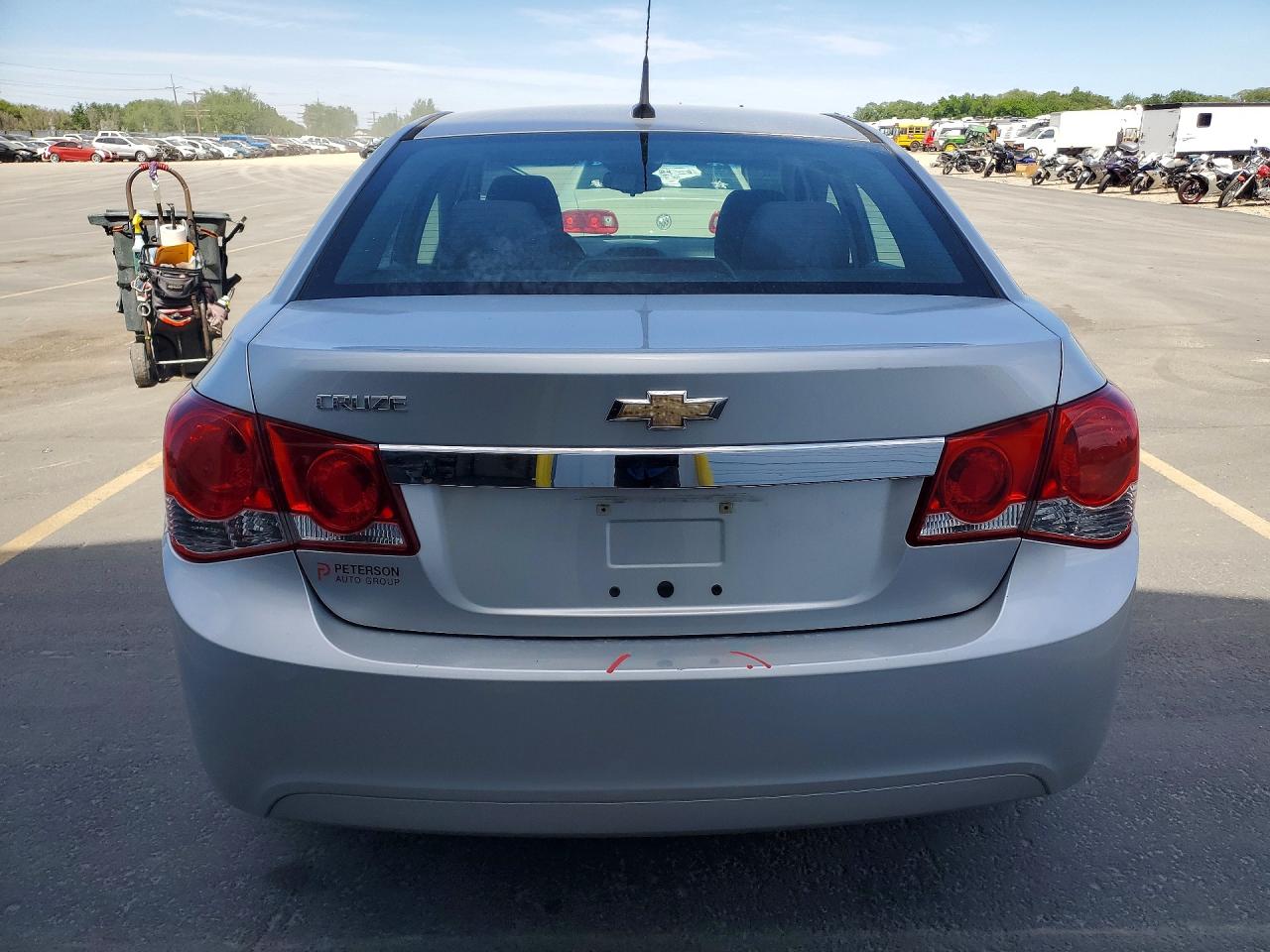 2014 CHEVROLET CRUZE LS photo 11