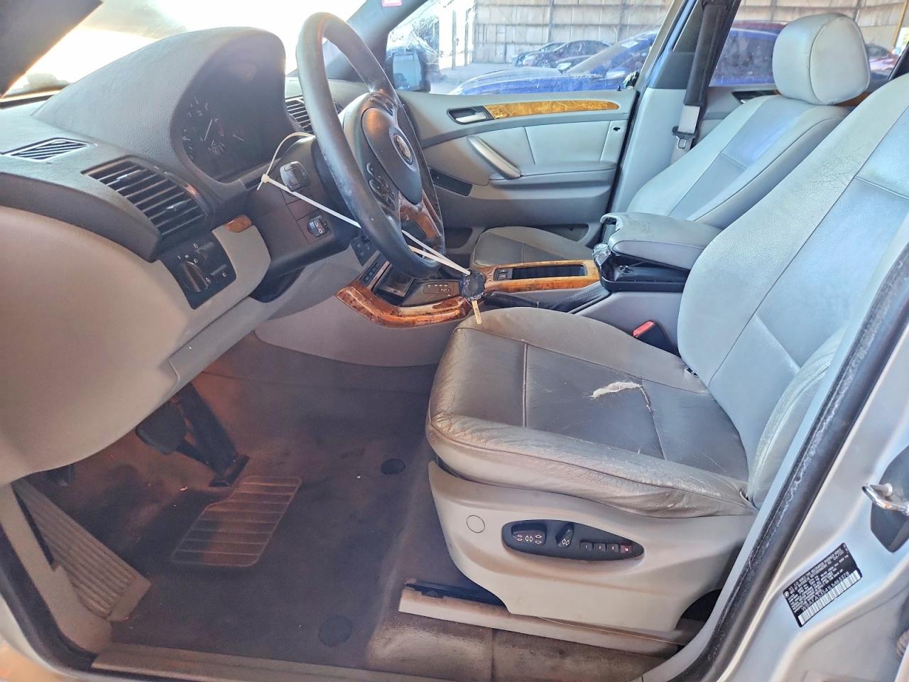 2001 BMW X5 3.0I photo 13