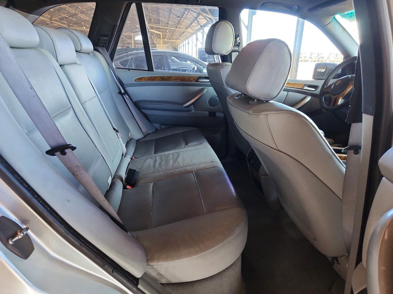 2001 BMW X5 3.0I photo 21