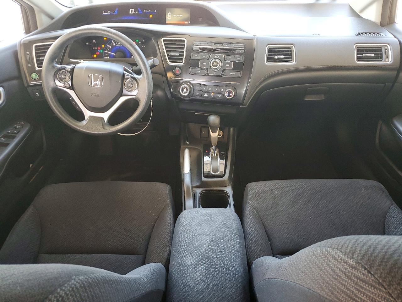 2013 HONDA CIVIC LX photo 15