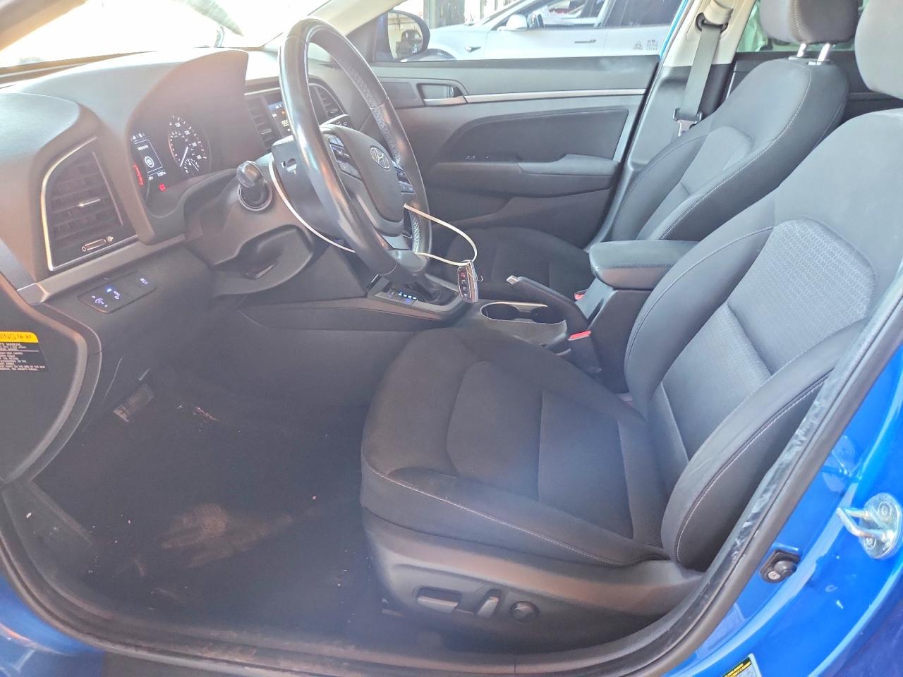 2017 HYUNDAI ELANTRA VALUE EDITION photo 13