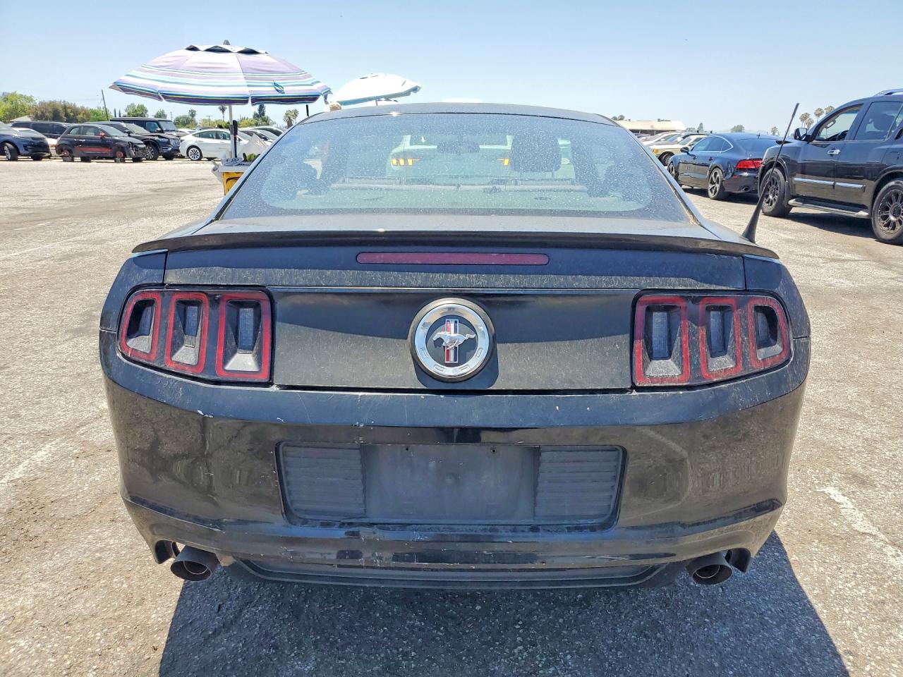 2013 FORD MUSTANG photo 11