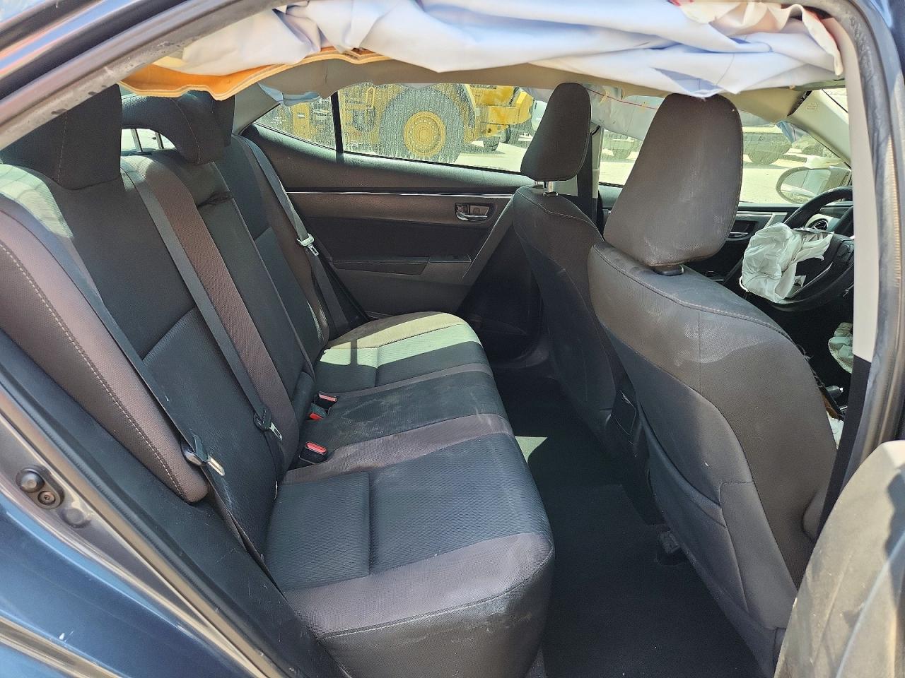 2017 TOYOTA COROLLA LE photo 10