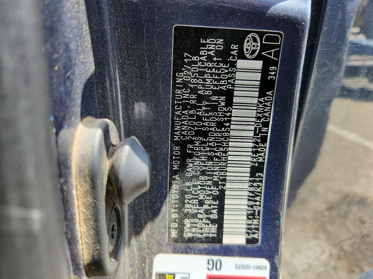 2017 TOYOTA COROLLA LE photo 13