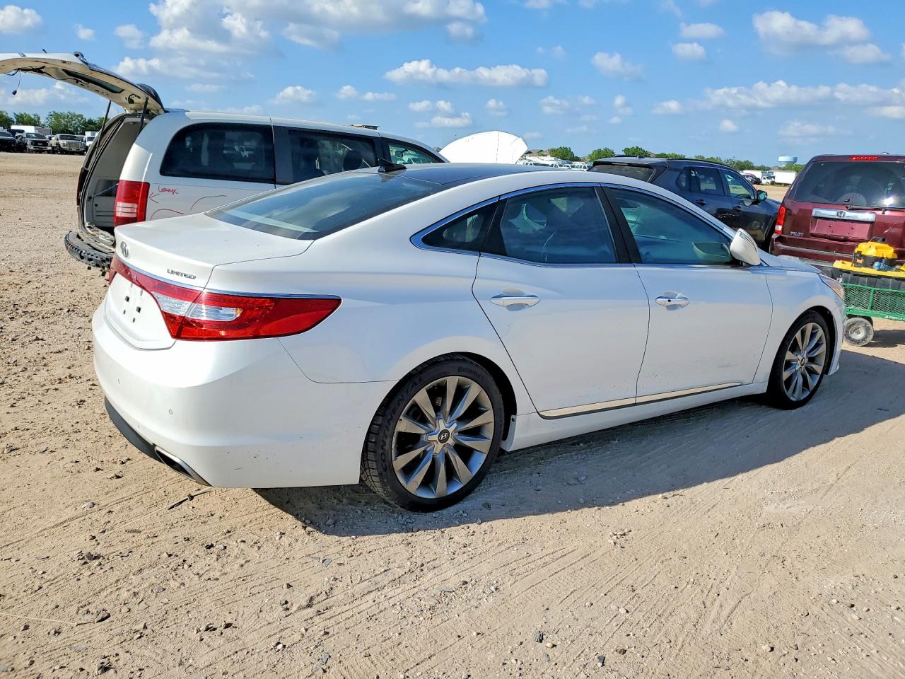 2015 HYUNDAI AZERA LIMITED photo 3