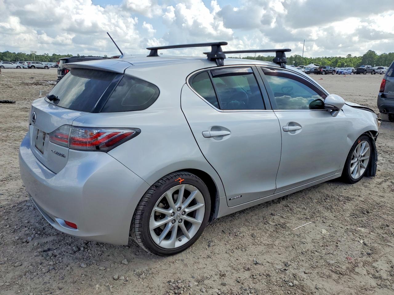 2012 LEXUS CT 200 photo 5