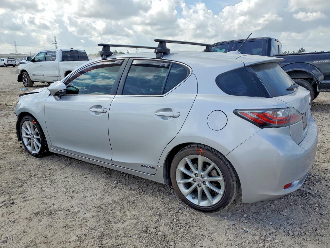 2012 LEXUS CT 200 photo 3