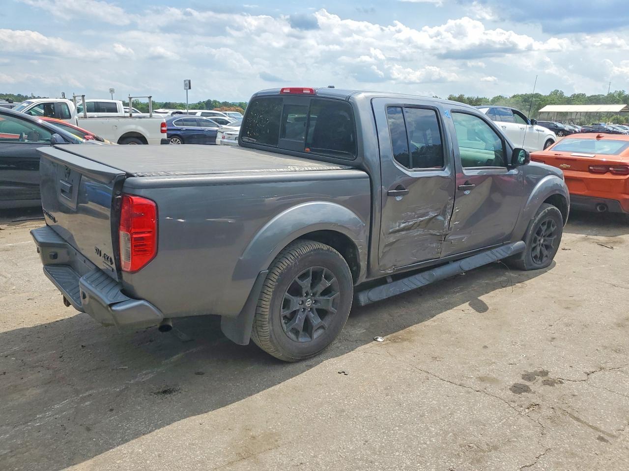 2019 NISSAN FRONTIER SV photo 3