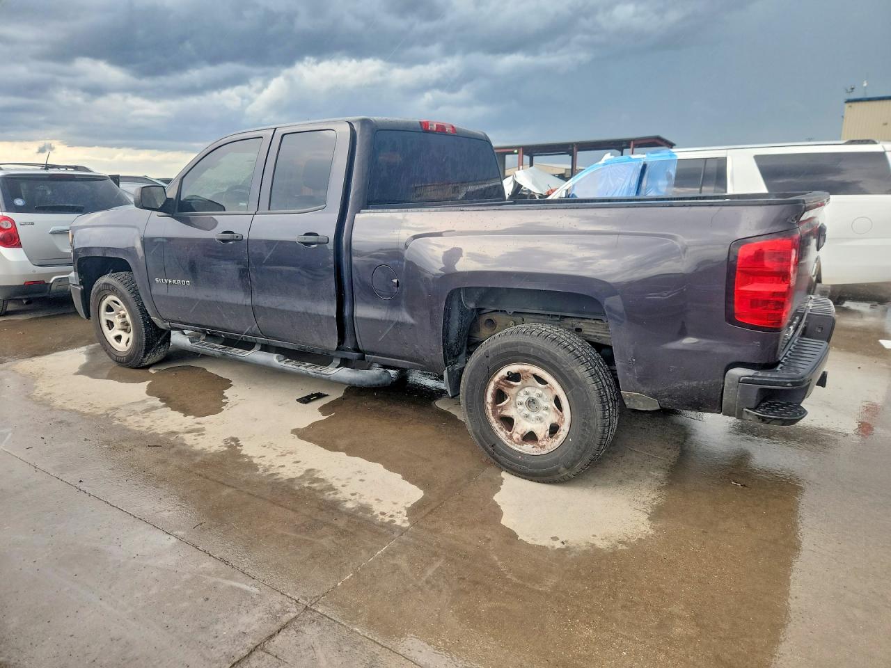 2014 CHEVROLET SILVERADO C1500 photo 2