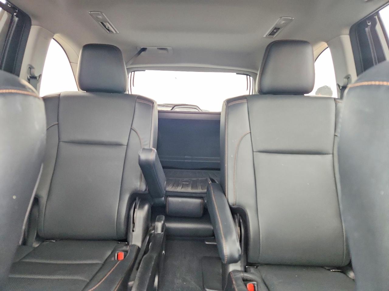 2017 TOYOTA HIGHLANDER LIMITED photo 19