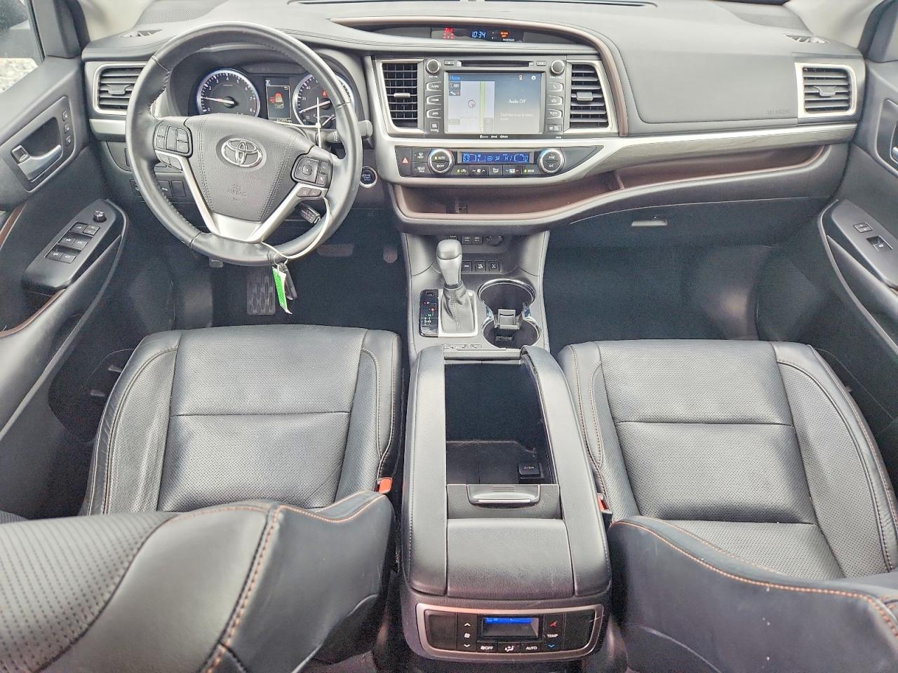 2017 TOYOTA HIGHLANDER LIMITED photo 15