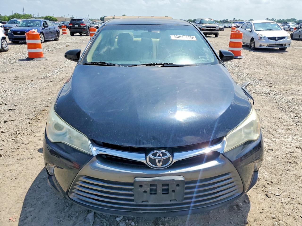 2015 TOYOTA CAMRY LE photo 9