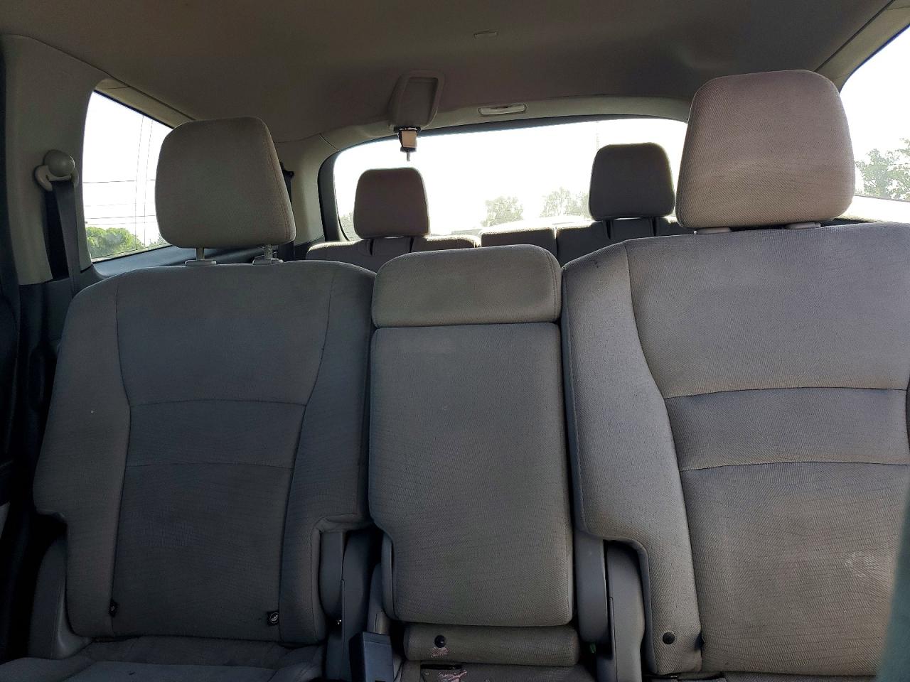 2016 HONDA PILOT LX photo 28
