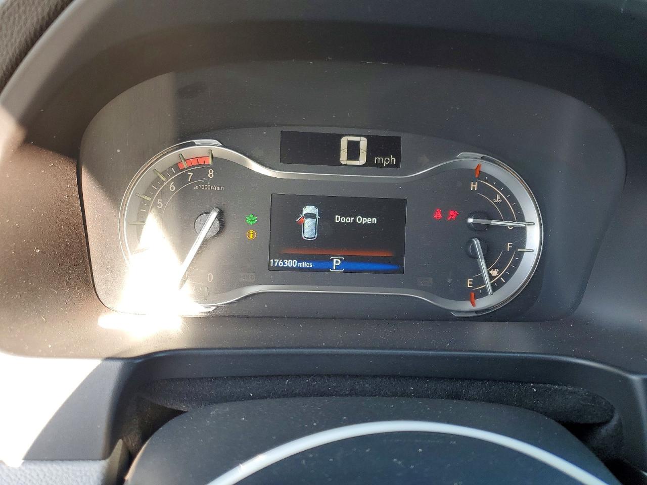 2016 HONDA PILOT LX photo 25