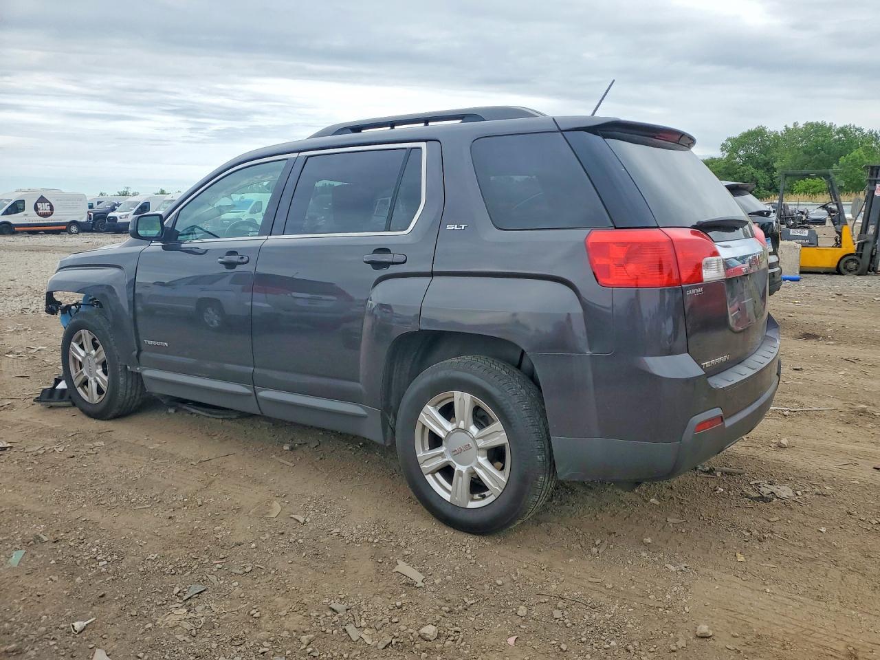 2015 GMC TERRAIN SLT photo 4