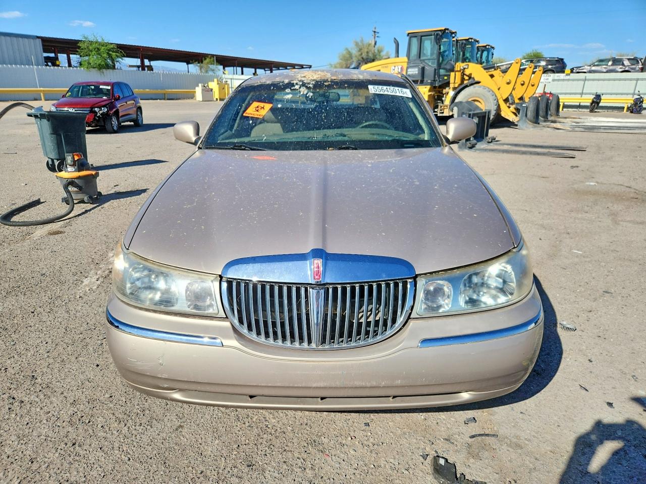1998 LINCOLN TOWN CAR EXECUTIVE photo 9
