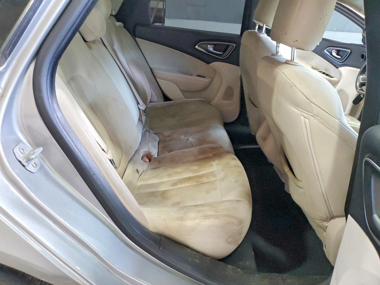 2015 CHRYSLER 200 LIMITED photo 28