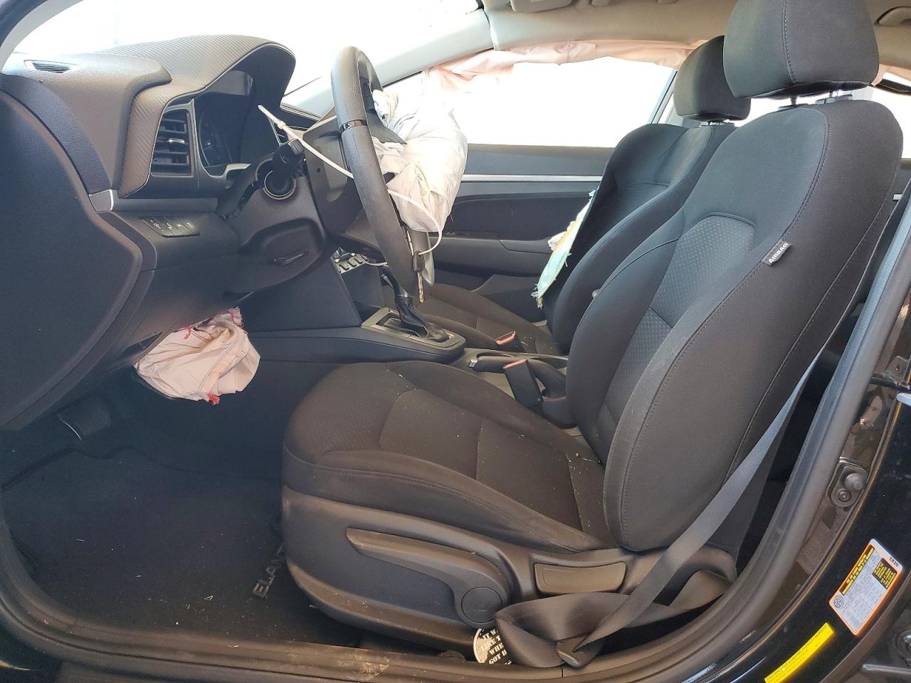 2020 HYUNDAI ELANTRA SEL photo 13