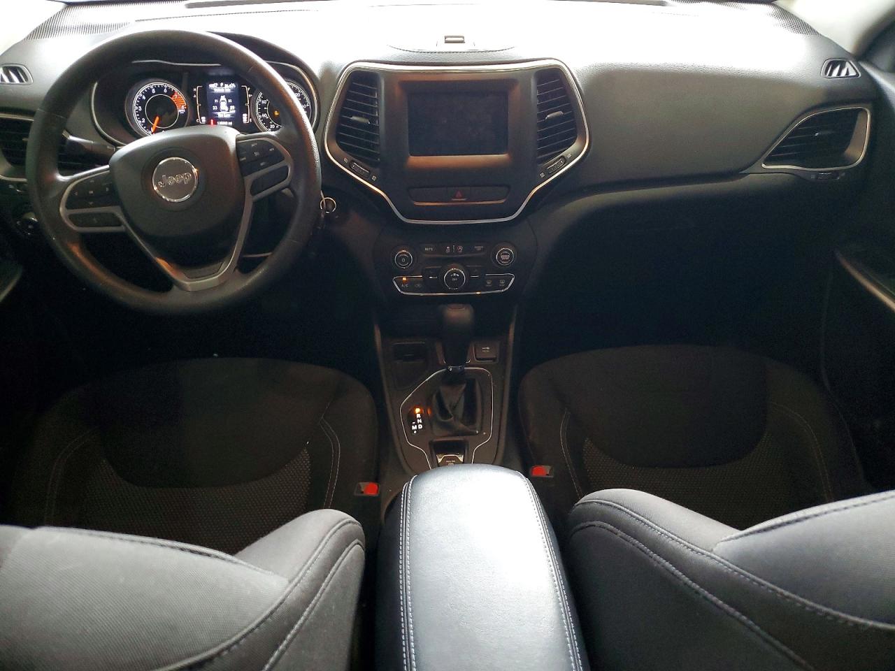 2019 JEEP CHEROKEE LATITUDE photo 22