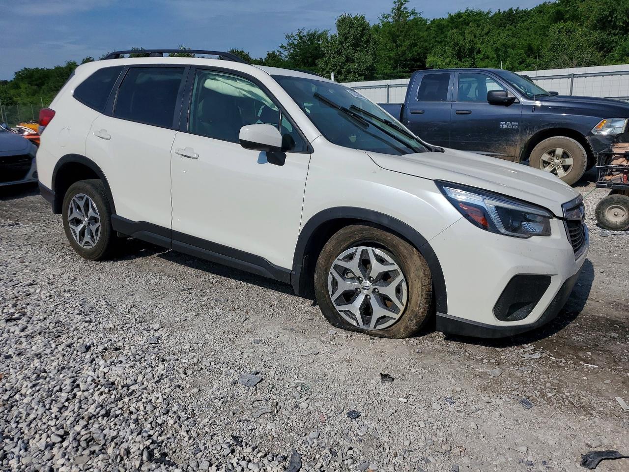 2021 SUBARU FORESTER PREMIUM photo 7