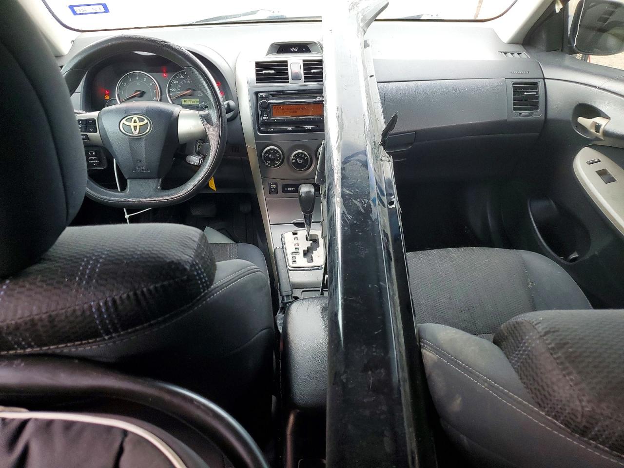 2012 TOYOTA COROLLA S photo 15